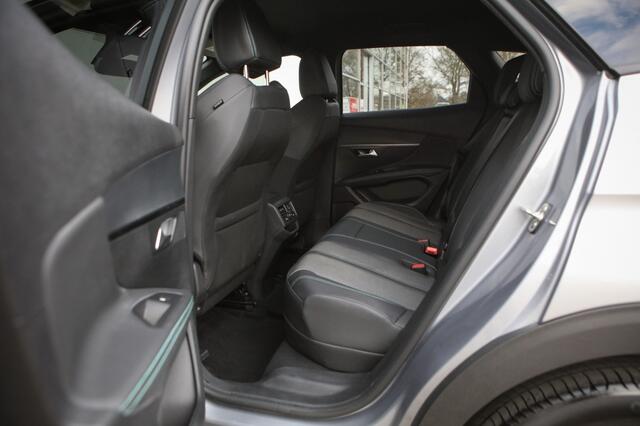 Peugeot 3008 Hybrid | 180 PK | Adaptieve Cruise Control | Navigatie |