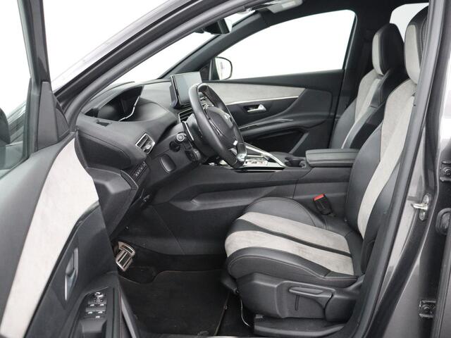 Peugeot 3008 1.6 HYbrid 225 GT Line | Stoelverwarming | Adaptive cruise | Alcantara | Camera | Carplay | 19'' | Dodehoek detectie | Navigatie | Full LED | Parkeerhulp | Climate control | PHEV | Plug In