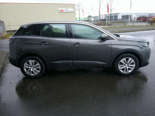 Peugeot 3008 1.2 PureTech Blue Lease Active