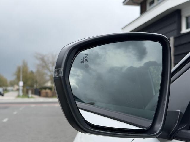 Peugeot 3008 GT 1.2 PureTech 130PK EAT8 Automaat Black Pack, Navigatie, Achteruitrijcamera, Keyless, Stoelverwarming, Elektrische Kofferklep