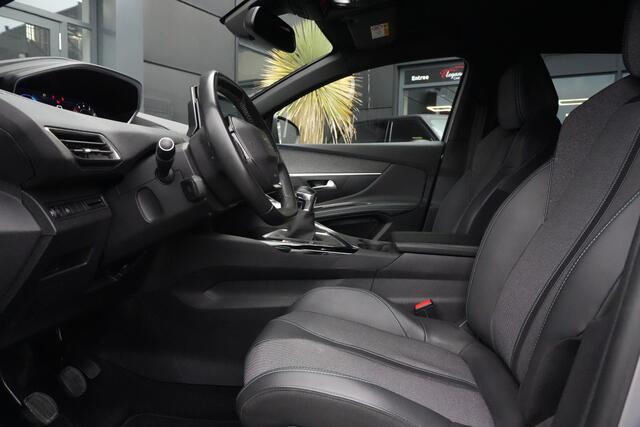 Peugeot 3008 1.2 PureTech Allure Pack Business 131pk Navigatie/Trekhaak/Camera