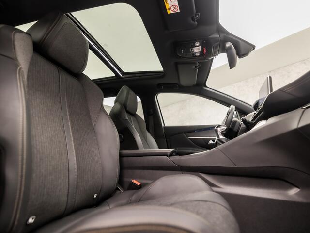 Peugeot 3008 1.2 PureTech GT-Line Sport (PANORAMADAK, APPLE CARPLAY, GROOT NAVI, 360 CAMERA, LEDER, KEYLESS, SPORTSTOELEN, ZWART HEMEL, NIEUWE APK, NIEUWSTAAT)