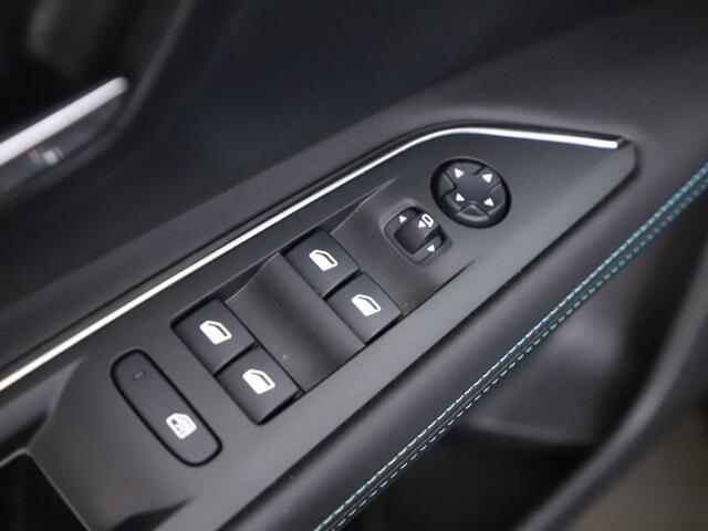 Peugeot 3008 1.2 Turbo 130 PK Automaat Premium