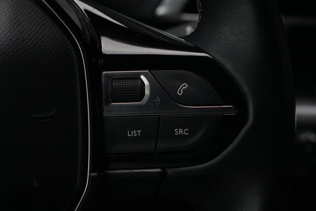 Peugeot 3008 1.2 PureTech Allure Pack Business 131pk Navigatie/Trekhaak/Camera