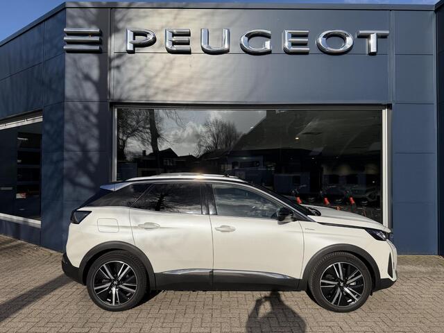 Peugeot 3008 1.6 HYbrid 225 GT | Meest Complete Uitvoering | Afneembare trekhaak 1250 KG | Schuif Kantel Panoramadak | Focal l Alcantara / Massage Stoelen | Full LED | Keyless Pakket | Night Vision | 360 Graden Camera | 19 Inch Velgen | Navigatie | Adaptieve Cruise Co