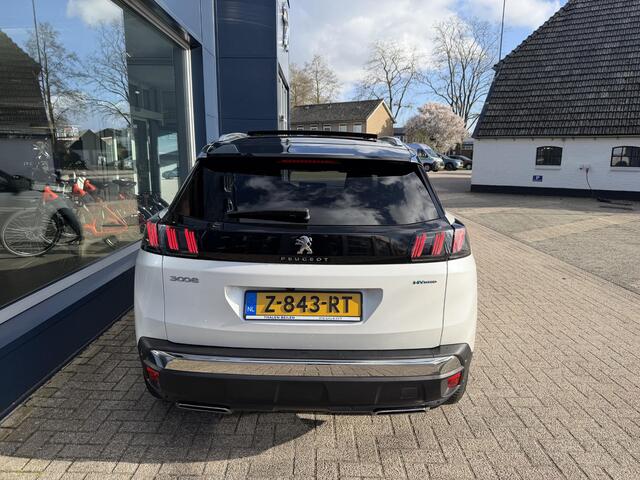 Peugeot 3008 1.6 HYbrid 225 GT | Meest Complete Uitvoering | Afneembare trekhaak 1250 KG | Schuif Kantel Panoramadak | Focal l Alcantara / Massage Stoelen | Full LED | Keyless Pakket | Night Vision | 360 Graden Camera | 19 Inch Velgen | Navigatie | Adaptieve Cruise Co