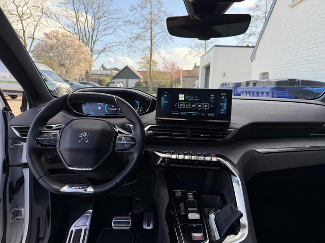 Peugeot 3008 1.6 HYbrid 225 GT | Meest Complete Uitvoering | Afneembare trekhaak 1250 KG | Schuif Kantel Panoramadak | Focal l Alcantara / Massage Stoelen | Full LED | Keyless Pakket | Night Vision | 360 Graden Camera | 19 Inch Velgen | Navigatie | Adaptieve Cruise Co