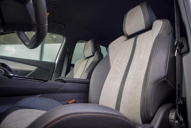 Peugeot 3008 1.6 HYbrid4 300 GT / Dode Hoek / Zwart Dak / Parelmoer Wit / Carplay