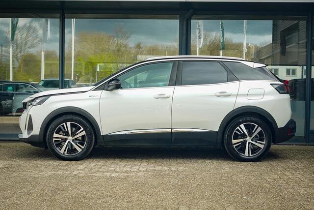 Peugeot 3008 1.6 HYbrid4 300 GT / Dode Hoek / Zwart Dak / Parelmoer Wit / Carplay