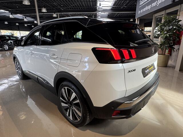 Peugeot 3008 1.6 GT Hybride 4 300 PK AWD Panorama Automaat navigatie, Climate 19 inch Sfeerverlichting