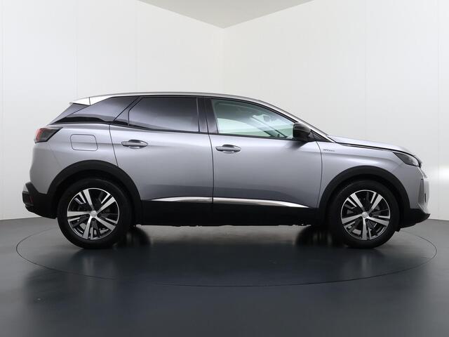 Peugeot 3008 1.6 HYbrid 225 Allure Pack Business VAN ¤25.900,- NU VOOR SLECHTS ¤22.877,- Uw LENTEVOORDEEL ¤3.023,- |PHEV PLUG-IN HYBRIDE | RIJKLAAR! | ONDERHOUD GEHAD BIJ BINNENKOMST | DODEHOEKSENSOR | ACHTERUITRIJCAMERA | STANDKACHEL | INCL. 12 MND BOVAG GARANTIE