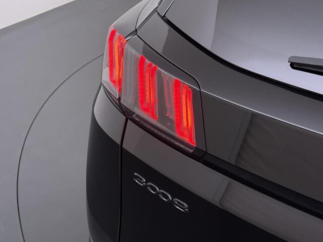 Peugeot 3008 1.6 HYbrid 225 GT Pack Business PANO | BLACK PACK | FOCAL AUDIO | CAMERA | CRUISE CONTROLE | ELEK. ACHTERKLEP | STOELVERWARMING | RIJKLAAR + 12 MND BOVAG GARANTIE |
