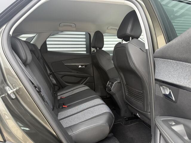 Peugeot 3008 1.2 PureTech Allure 2e Eigenaar|Navi|Carplay|Camera|Clima|Cruise|Trekhaak|Stoelverwarming|Elektr. Achterklep|APK tot 01-2027