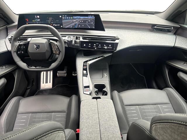Peugeot 3008 1.6 plug-in Hybrid 195 GT | Navigatie | Carplay | Camera | Elektr. achterklep | Half/Leder |