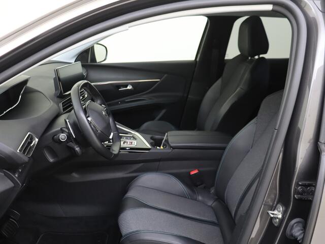 Peugeot 3008 1.6 HYbrid 225 Allure p4