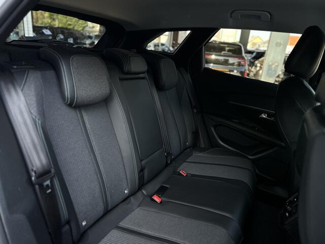 Peugeot 3008 1.2 PureTech Allure Pack Trekhaak/Camera/ECC/Dodehoek sensor.