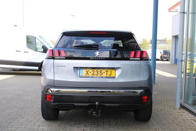 Peugeot 3008 1.2 PureTech Allure Pack Business | Trekhaak | Cruise Control | Camera | Navigatie | Climate Control | Lichtmetalen Velgen |