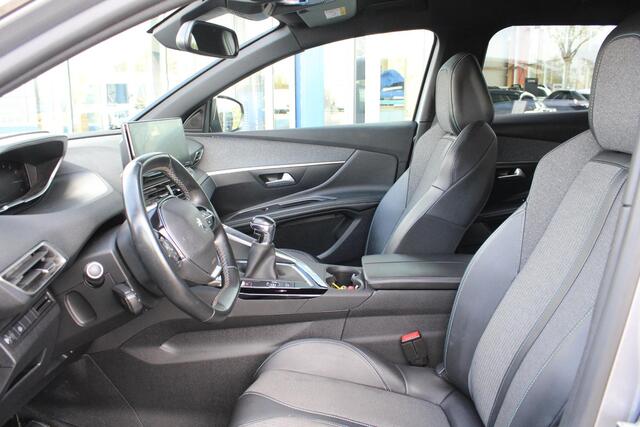 Peugeot 3008 1.2 PureTech Allure Pack Business | Trekhaak | Cruise Control | Camera | Navigatie | Climate Control | Lichtmetalen Velgen |