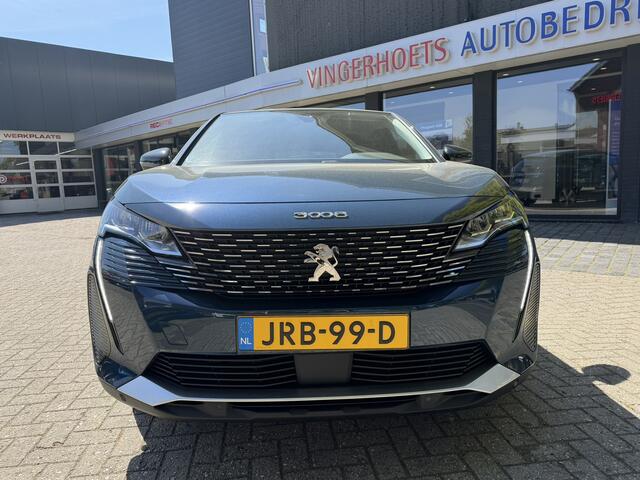 Peugeot 3008 1.6 Plug in Hybride 225 Pk * Automaat * Luxe Allure * * Navigatie * Dodehoek Sensoren * Achteruitrij Camera * Keyless Start * Laadstekker 220 V * 1/2 Lederen Interieur * Vingerhoets; Vierde Generatie Eersteklas Service. Al meer dan 100 jaar een begrip in 