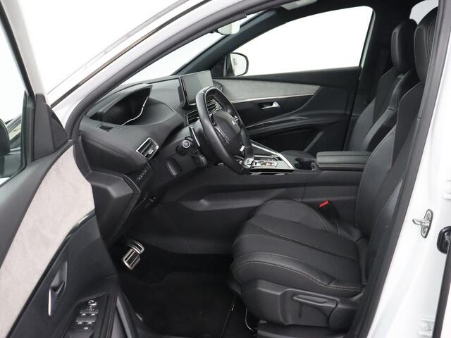 Peugeot 3008 1.6 HYbrid 225 GT Line | SOH 89% | Adaptive cruise | Half leder | Camera | Navigatie | Carplay | Dodehoek detectie | Digital Cockpit | Climate control | Bluetooth | PHEV | Plug In