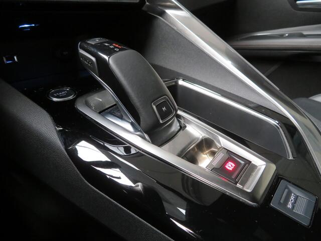 Peugeot 3008 AUTOMAAT 1.6 e-THP GT Line + Trekhaak