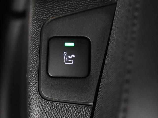 Peugeot 3008 1.6 HYbrid 225 GT | SOH 91,2% | Panoramadak | Leder | Stoelverwarming | 360 Camera | Massage | Adaptive cruise | Focal Sound | Carplay | Keyless | Full LED | Navigatie | PHEV | Plug In