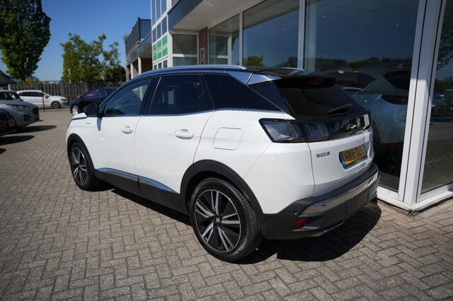 Peugeot 3008 1.6 HYBRID4 300 GT- Pano, Camera,Carplay All in prijs