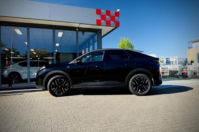 Peugeot 3008 1.2 Hybrid 145 GT | TREKHAAK | STOEL- STUURVERWARMING