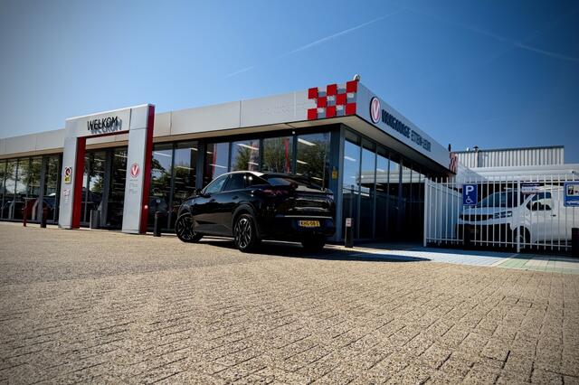 Peugeot 3008 1.2 Hybrid 145 GT | TREKHAAK | STOEL- STUURVERWARMING
