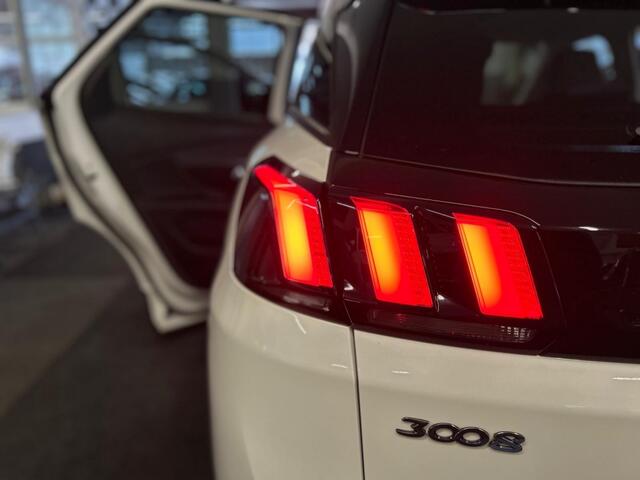 Peugeot 3008 1.2 PureTech BL Premium*NAP*Camera*Xenon*Carplay