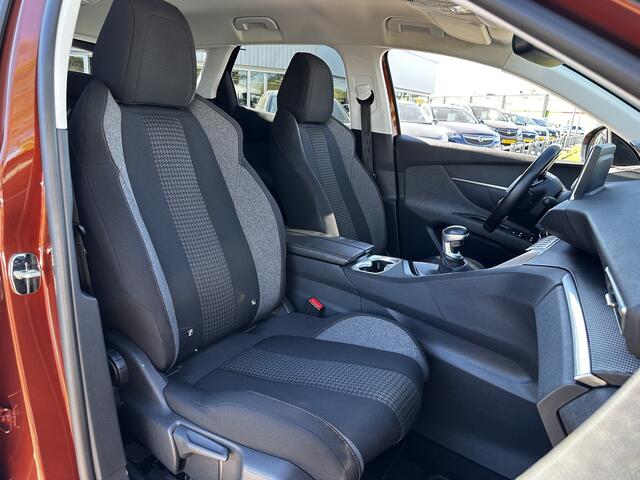 Peugeot 3008 1.2 PureTech Blue Lease Executive |CARPLAY|CLIMA|TREKHAAK|CAMERA|LM VELGEN 17''