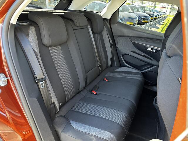 Peugeot 3008 1.2 PureTech Blue Lease Executive |CARPLAY|CLIMA|TREKHAAK|CAMERA|LM VELGEN 17''