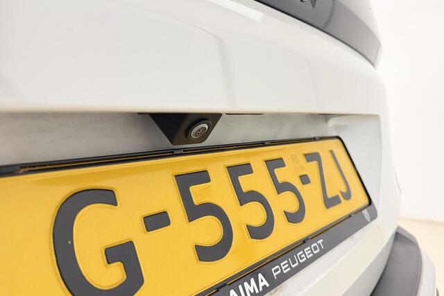 Peugeot 3008 1.2 PureTech Blue Lease Premium | Cruise control | Achteruitrijcamera | Parkeersensoren | Elektrische achterklep | Keyless entry | Halflederen bekleding | Apple/Android Carplay | Airco | Lane-keeping systeem | Hill hold