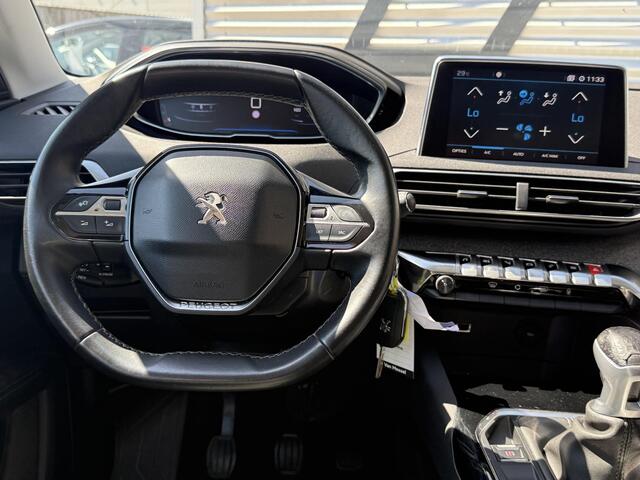 Peugeot 3008 1.2 PureTech Allure 2e Eigenaar|Schuifdak|Navi|Carplay|Trekhaak|Camera|Clima|Cruise|N.A.P|APK tot 11-2026