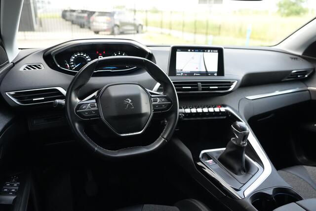 Peugeot 3008 1.2 PureTech Allure 131pk Navigatie/Trekhaak/Stoelverwarming