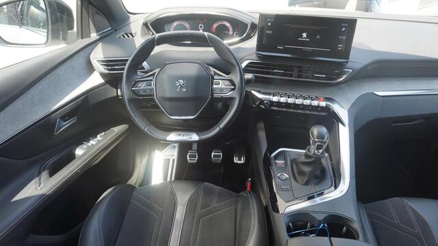 Peugeot 3008 1.2 PureTech GT Panorama | Elektr Achterklep