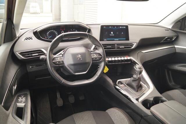 Peugeot 3008 1.5 BlueHDi 130pk Executive -NAVI-ECC-PDC-