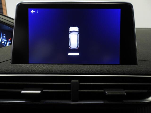 Peugeot 3008 1.2 PureTech Aut. Executive NAVI/CLIMA/CRUISE/TREKH./17"LMV!