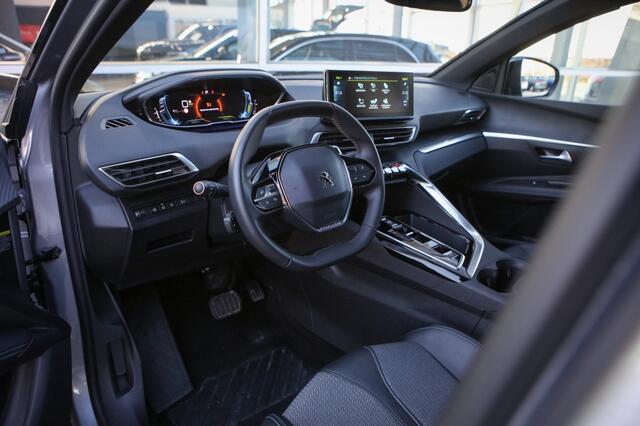 Peugeot 3008 Hybrid | BTW | 180 PK | Adaptieve Cruise Control | Navigatie |
