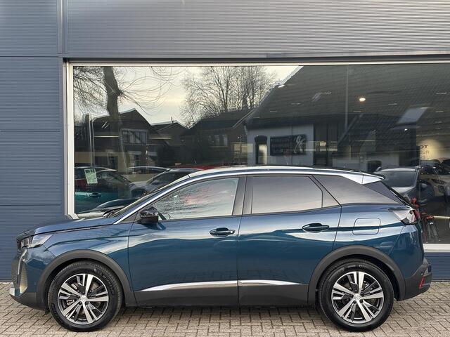 Peugeot 3008 1.6 HYbrid 180 PK Allure Pack Business | Plug In Hybride | Slechts 9200 KM | Navigatie | LED Verlichting | Camera | Parkeersensoren V+A | Digitaal Dashboard | Keyless Entry | Lichtmetalen Velgen 18 Inch | Climate Control | Cruise Control |