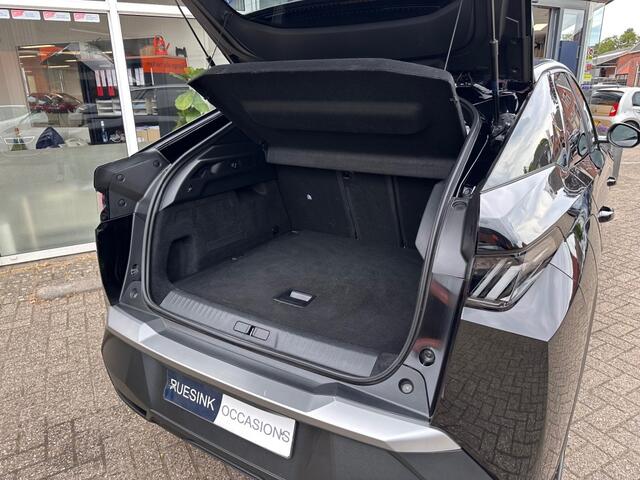 Peugeot 3008 1.2 HYB 145 ALLURE