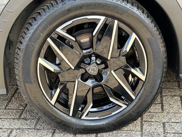 Peugeot 3008 1.2 HYB 145 ALLURE