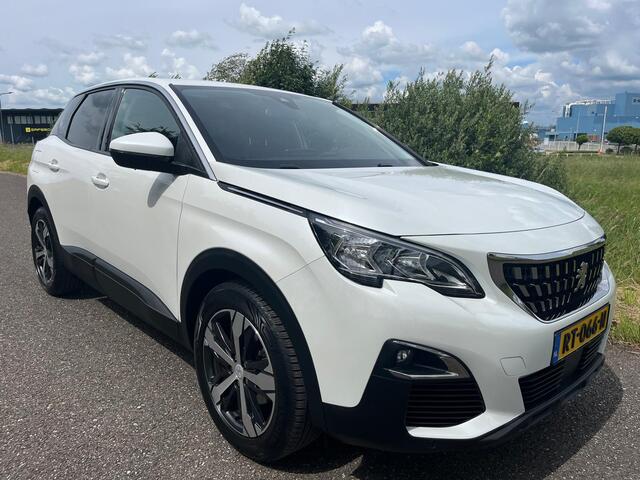 Peugeot 3008 1.2 PureTech Blue Lease Executive