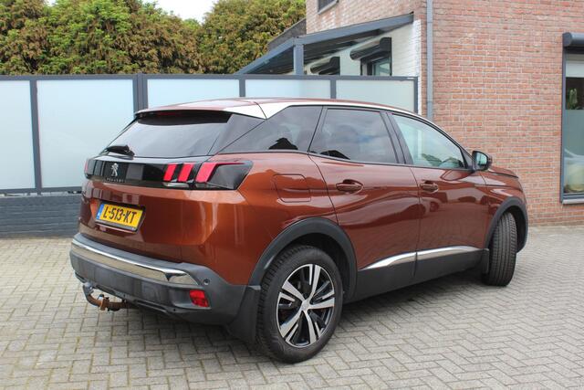 Peugeot 3008 1.2 PureTech Première Nieuwe distributieriem! Trekhaak.