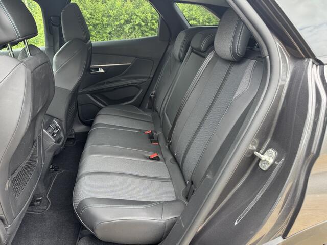 Peugeot 3008 1.2 Puretech EAT8 Allure Premium Business *LED/NAVI/CAMERA
