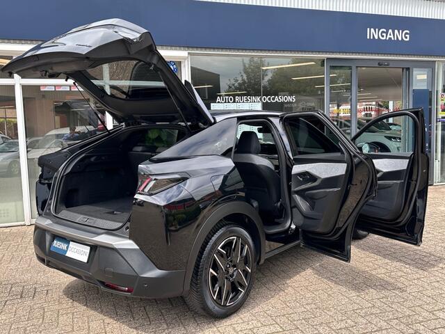 Peugeot 3008 1.2 HYB 145 ALLURE