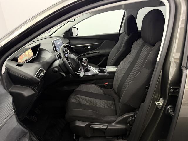 Peugeot 3008 1.2 PureTech AGC Première Camera, Navi, Apple carplay, Cruise control, Virtual desk, Clima, Lichtmetalen velgen