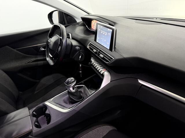 Peugeot 3008 1.2 PureTech AGC Première Camera, Navi, Apple carplay, Cruise control, Virtual desk, Clima, Lichtmetalen velgen