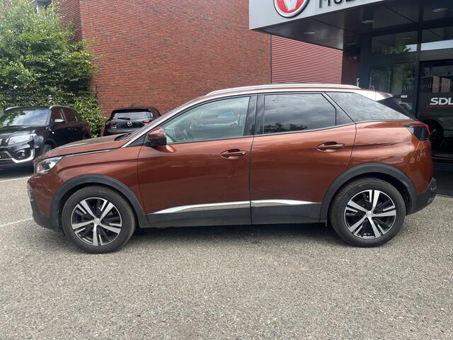 Peugeot 3008 1.2 PureTech Allure Avantage // SCHUIF-KANTELDAK // 360 CAMERA // CRUISE // NAVI+CARPLAY // HALF LEDER //