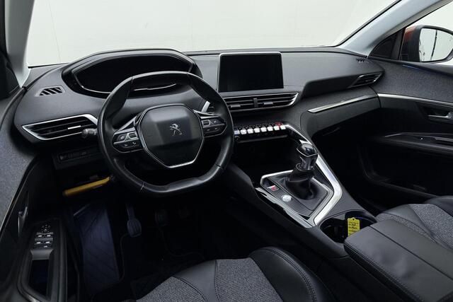 Peugeot 3008 1.2T Première | Navigatie | Afneembare trekhaak | Handsfree achterklep | Keyless Entry & Start | Achteruitrijcamera | Draadloze telefoonlader | Apple Carplay & Android Auto